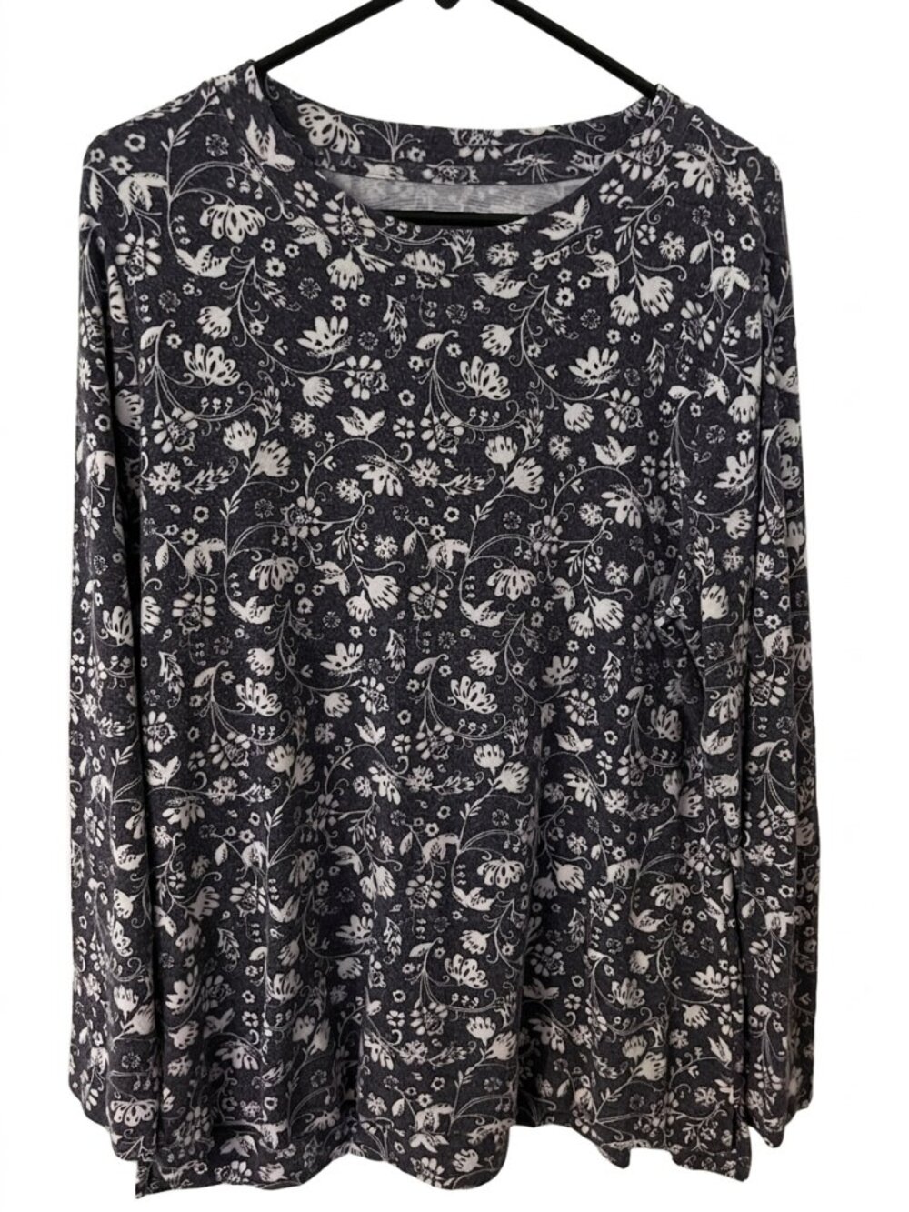 Croft & Barrow Extra Cozy Long Sleeve Dark Blue & White Women's Size Large Shirt